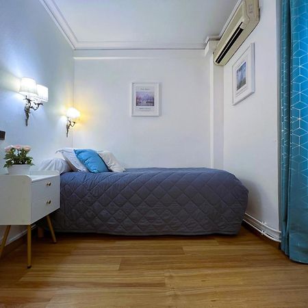 Hotel La Sanguine Paryż Zewnętrze zdjęcie