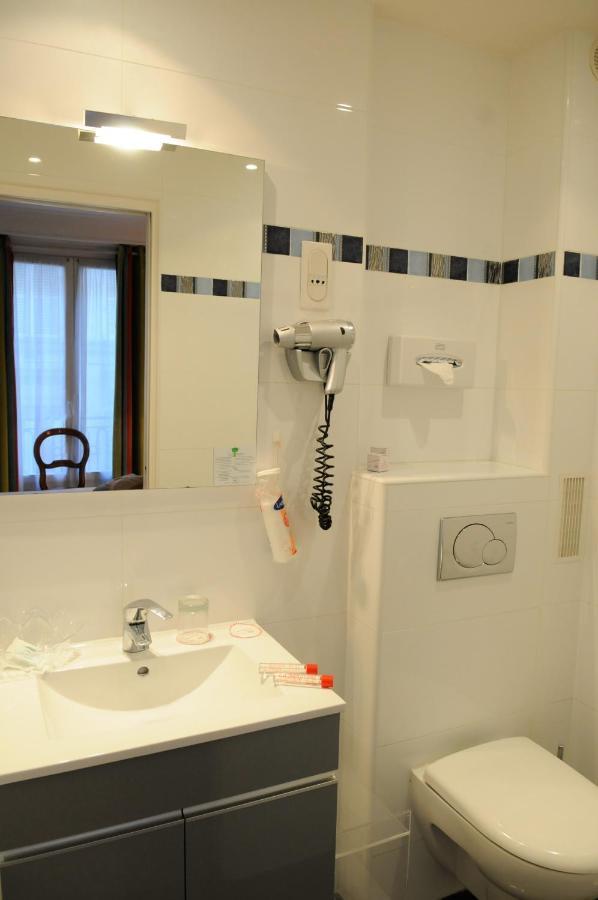 Hotel La Sanguine Paryż Zewnętrze zdjęcie