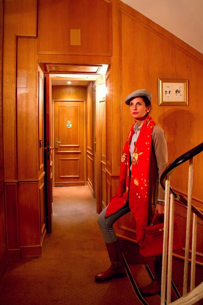 Hotel La Sanguine Paryż Zewnętrze zdjęcie